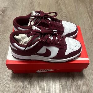 Nike Dunk Low (Women)